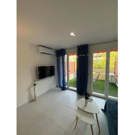 Santorini Escape Near Cannes & Saint-tropez Дом отдыха *