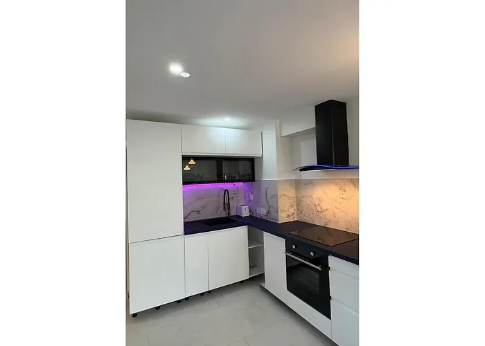 Santorini Escape Near Cannes & Saint-tropez Фрежюс